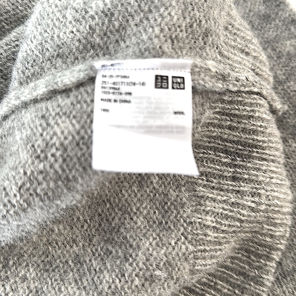 Light Gray Marled 100% Wool Sweater by Uniqlo XS - Picture 8 of 8